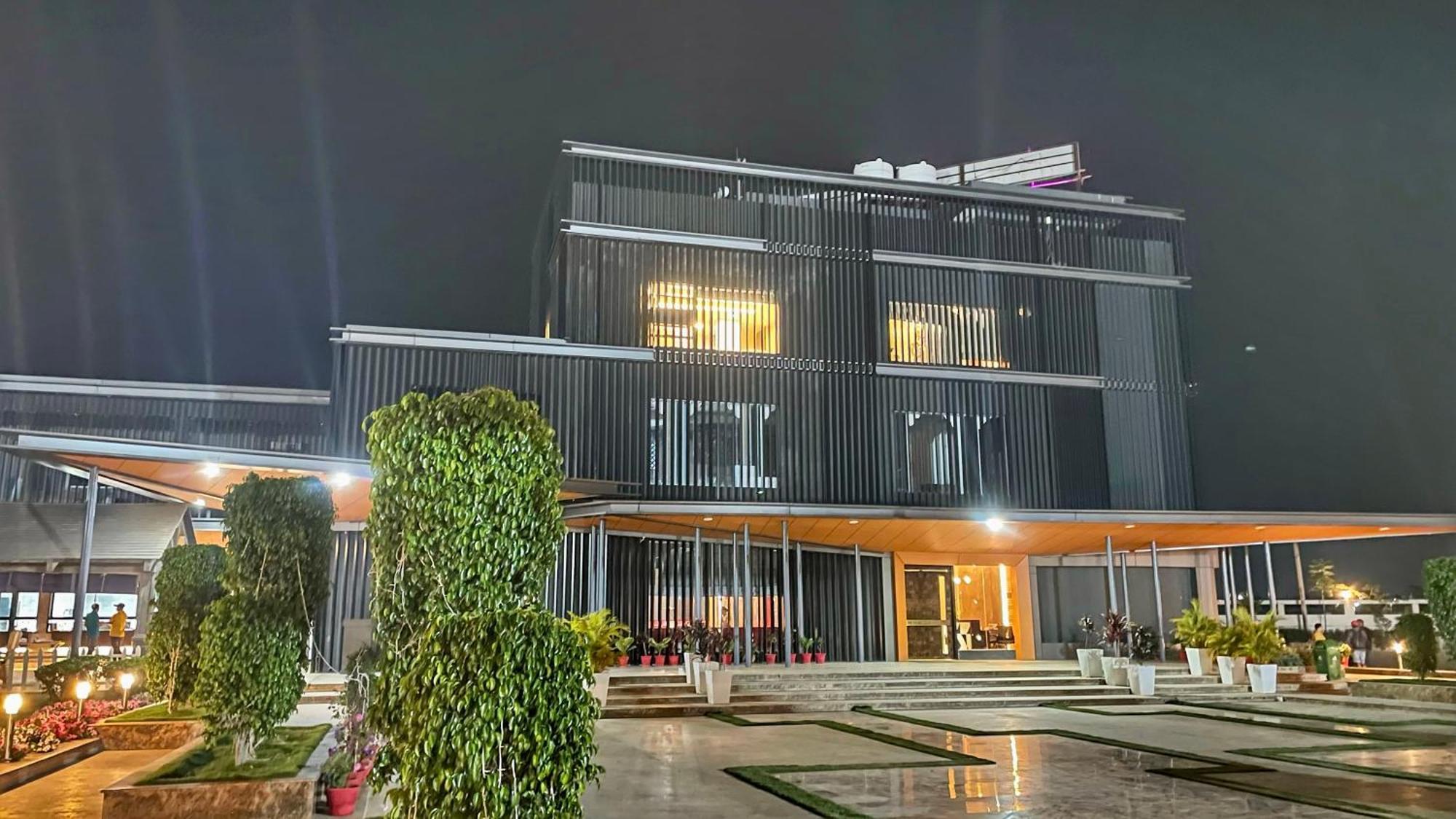 Kanke Resort Ratu Экстерьер фото